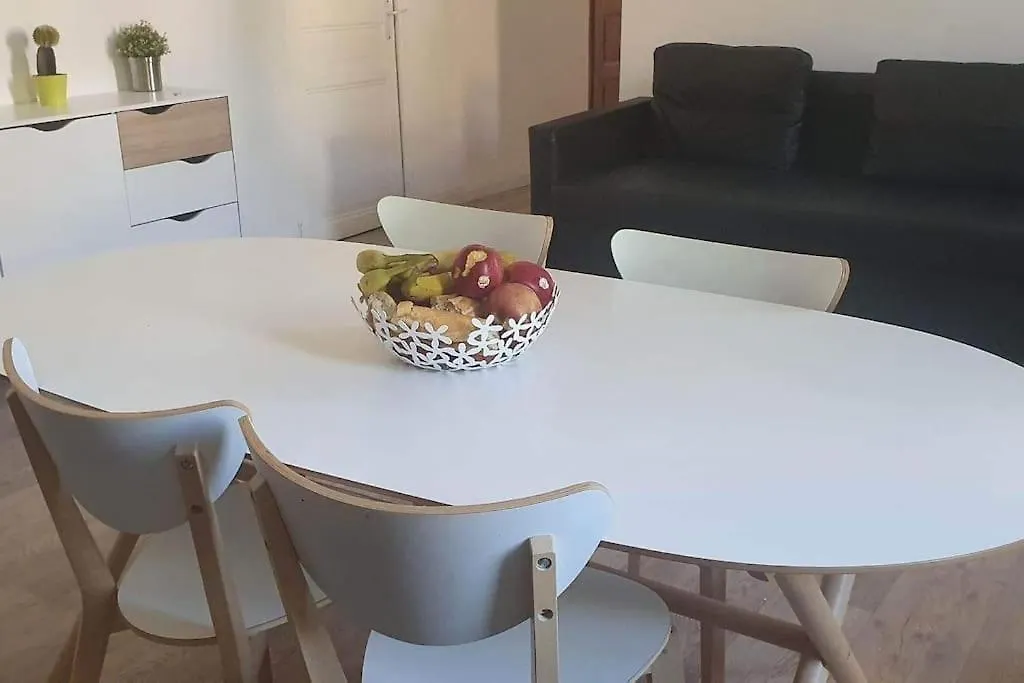Tres Bel Appartement A Hyères 0*,  Fransa